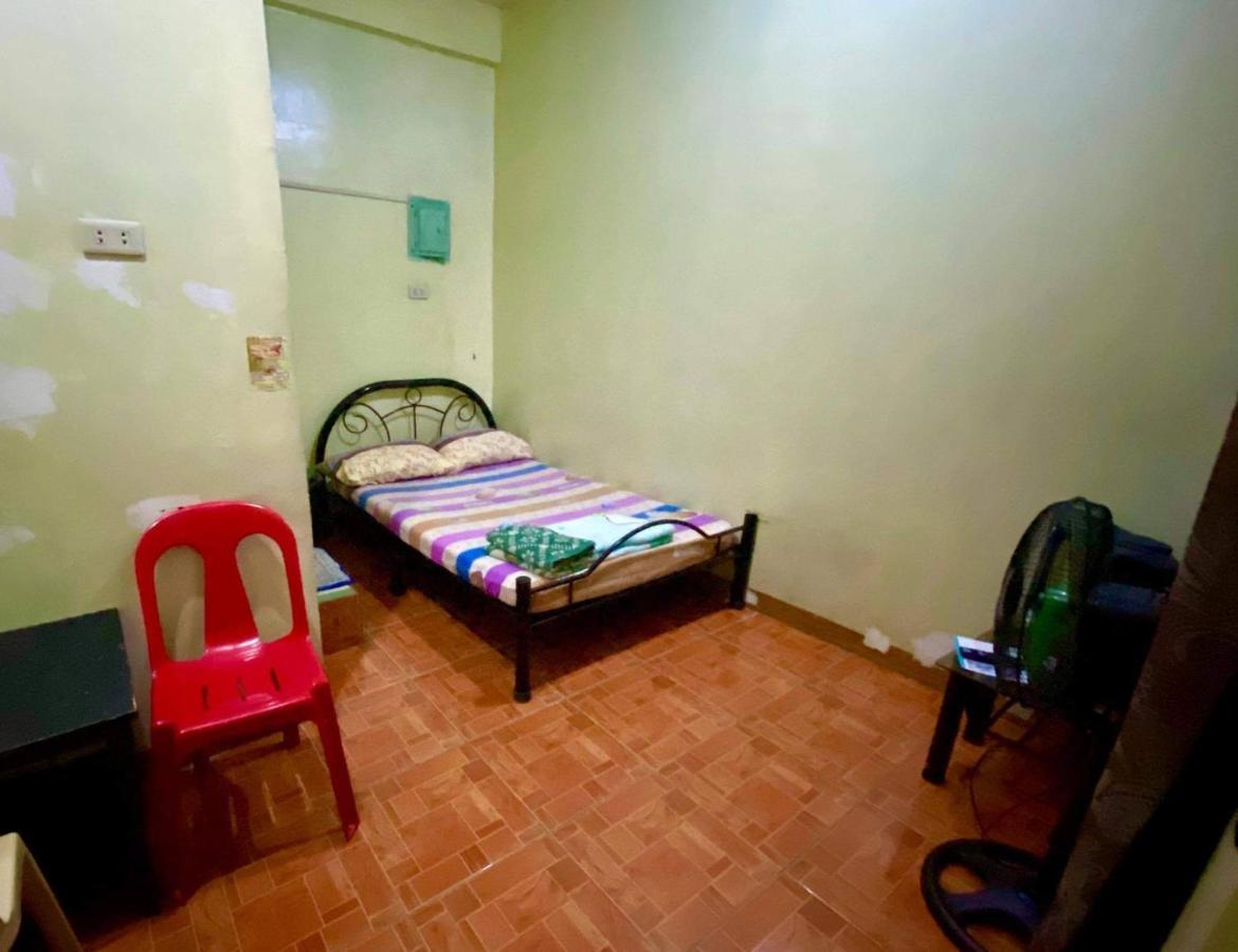 Belen Favila Transient Rooms Near Airport Terminal 3 마닐라 외부 사진