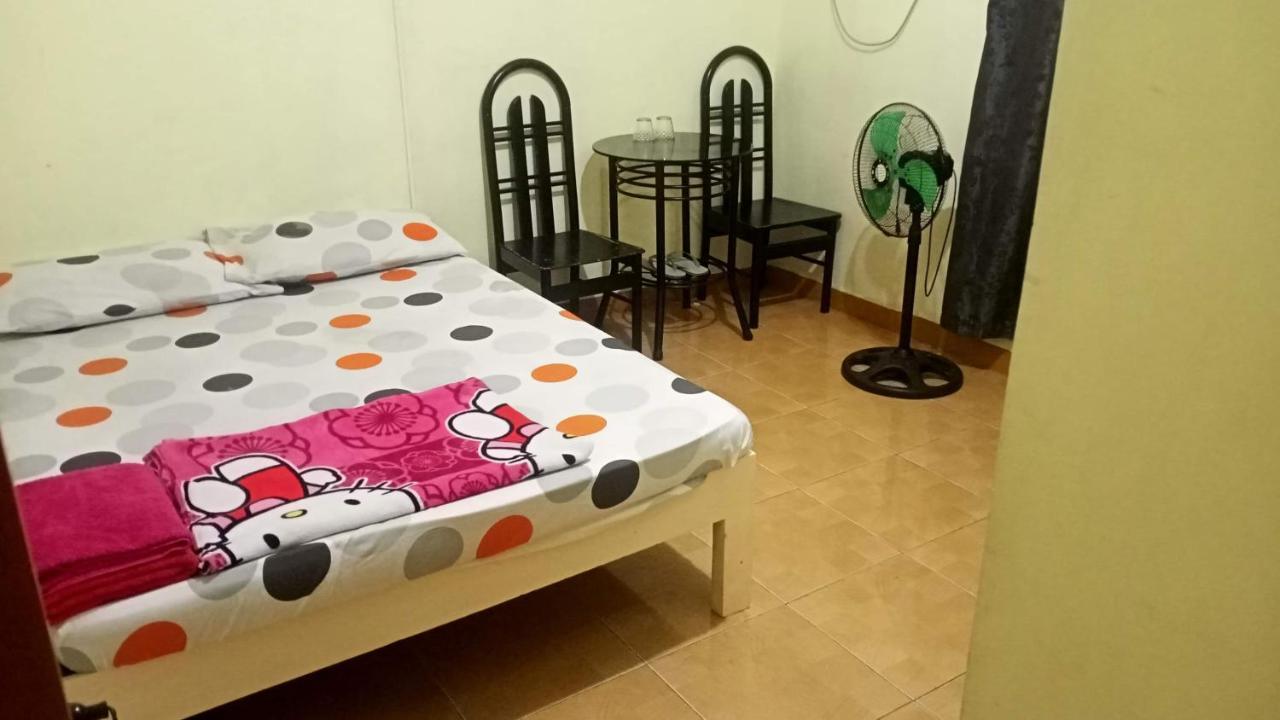 Belen Favila Transient Rooms Near Airport Terminal 3 마닐라 외부 사진
